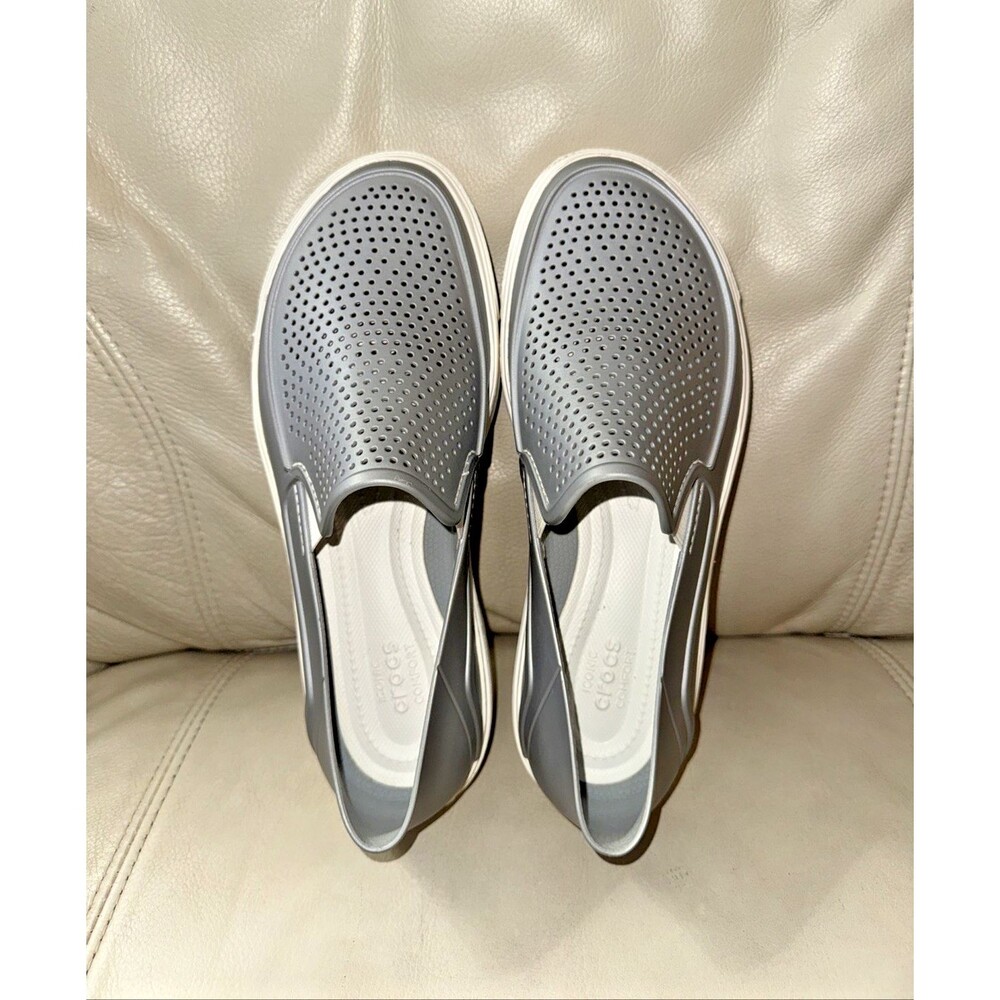 Crocs Slip On Loafers Womens 9 Jibbitz CitiLane Roka Silver Metallic